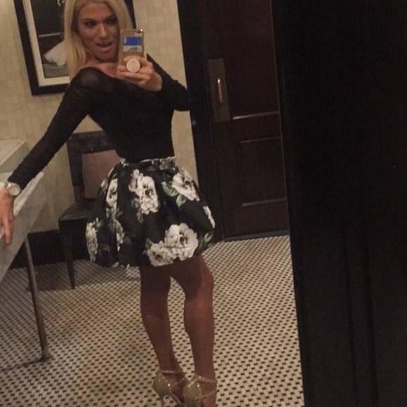 Meet your Posher, Kristin - Picture 3 of 3